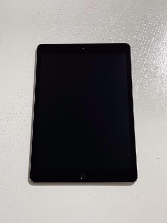 新品未開封 iPad 第8世代 Wi-Fiモデル 128GB スペースグレイ